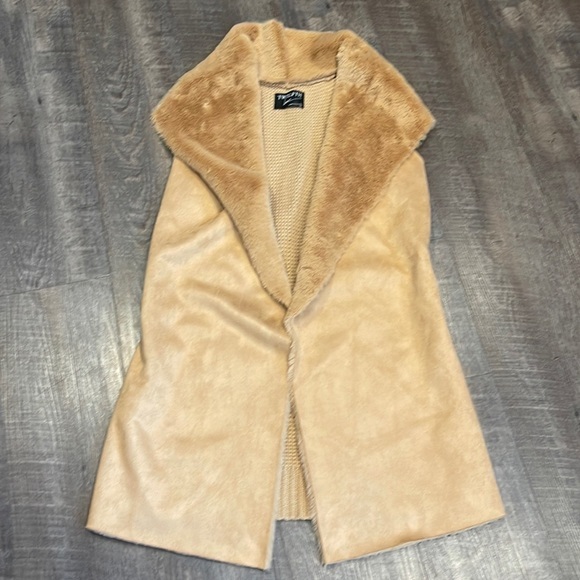 COPY - Twelfth Love shearling open front knit back vest - Picture 1 of 3
